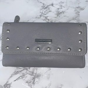 Tommy Hilfiger wallet